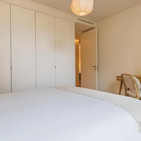 Apartment Jardins Da Gloria Stylish Living By Lovelystay Lisbon